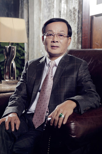 宝亨达董事长_亨达集团董事长邓予力(2)