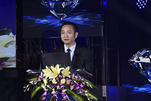 珠宝老总温志豪_匡氏珠宝老总照片