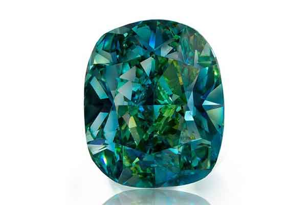 01ct 绿钻使用八角形切割,达到 fancy vivid yellowish-green 色级.0.