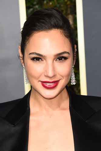 INSTARimages_Gal-Gadot_Expires-January-7-2019_Worldwide-PR-Rights(1).jpg