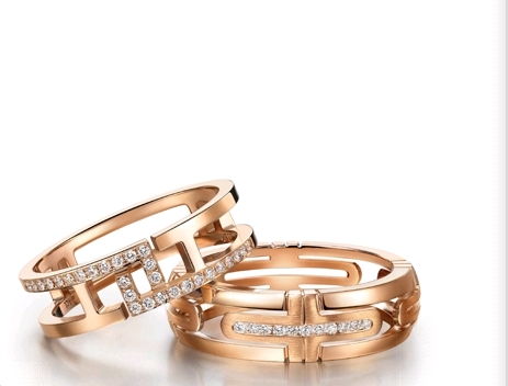 伟德国际商家折价50%出售天然钻石！七夕节探访成都珠宝市场