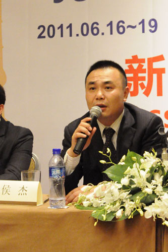 侯杰董事长_演员侯杰图片