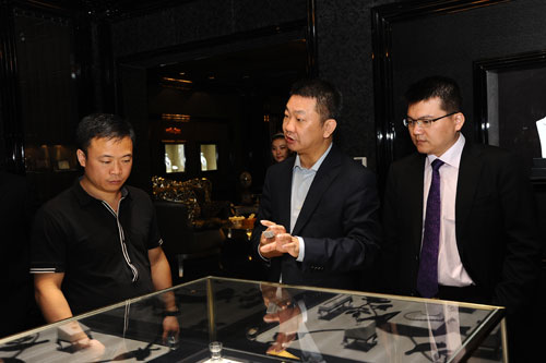高交会外商参观考察水贝珠宝_珠宝首饰_展会