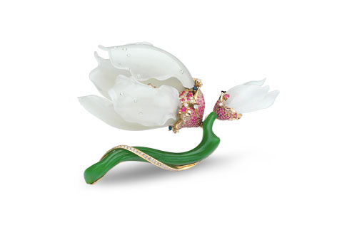 《玉兰花胸针》.jpg