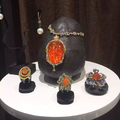 伟德bv1946官网婚纱-CFW时尚