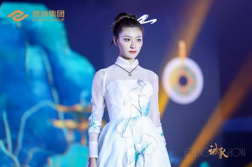 微信图片_20210719093519_调整大小.jpg